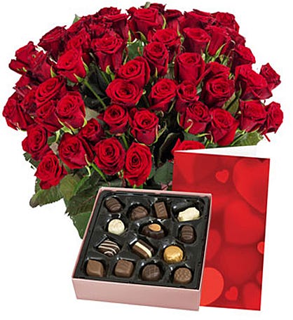 Red roses + chocolate and card